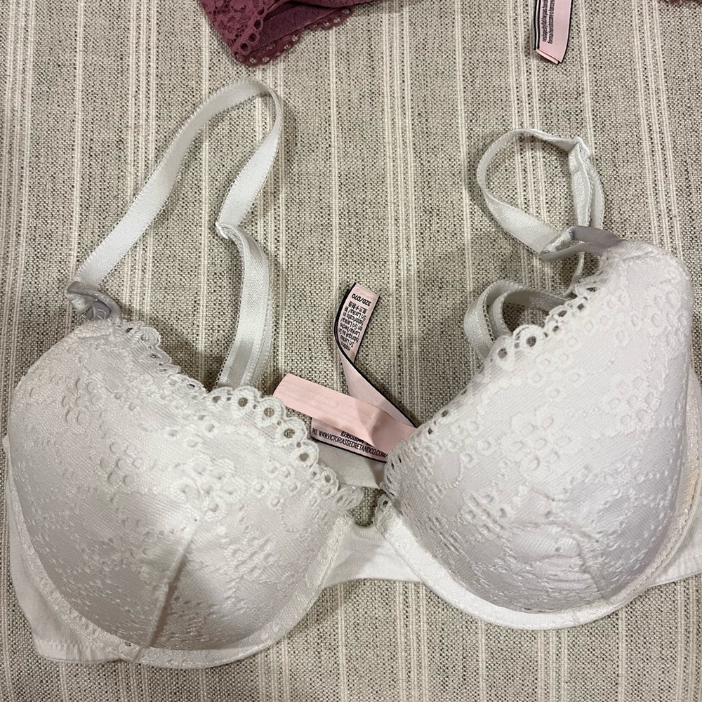 Victorias Secret Lace Bra